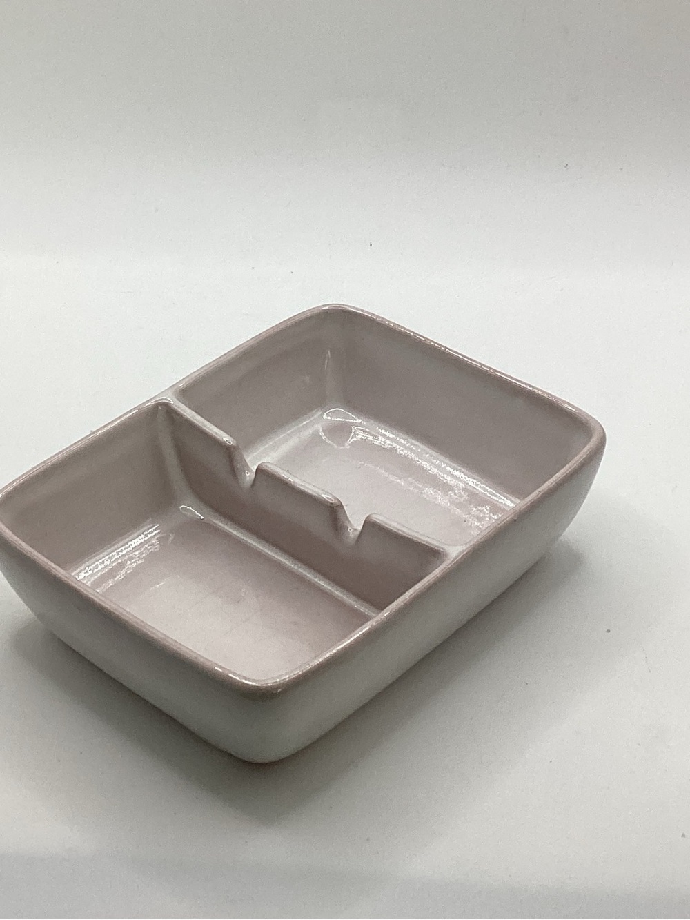 Frankoma Pottery Prairie off-white 469 Ashtray - Picture 3 of 4